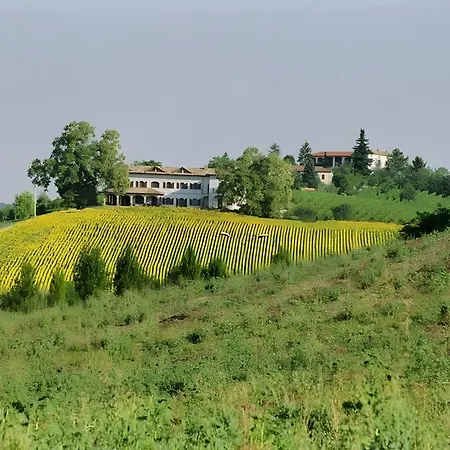 Farma Cascina Favorita Alfiano Natta